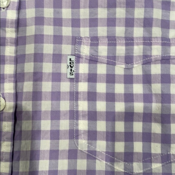 Levi’s Long Sleeve Button Down - Picture 4 of 5